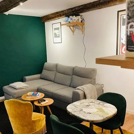 Vieux Garibaldi Renove Ницца